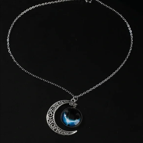 🌘Beautiful Surface Of the Moon Outerspace & Half-Moon Pendant Charm necklace🌙 - Picture 2 of 5